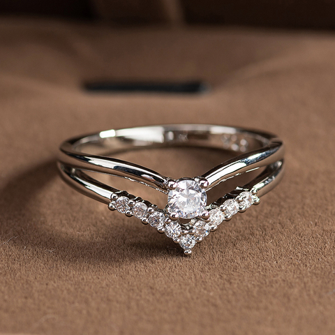 Nouveau argent couleur cubique Zircon fiançailles classique anneaux pour les femmes élégant cadeau offre spéciale Simple Rhainstone anneau bijoux ► Photo 1/6