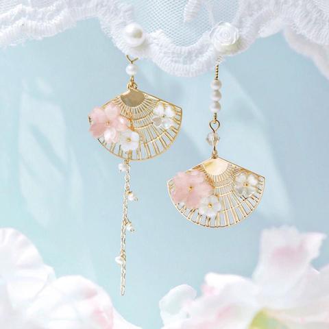 S925 fan pendentif boucles d'oreilles japonais Mori super fée coquille fleur perle boucles d'oreilles en forme d'éventail asymétrique fleur boucles d'oreilles ► Photo 1/6