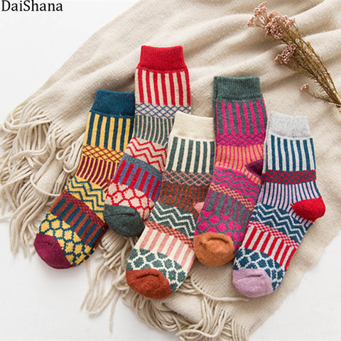 DaiShana – chaussettes chaudes en laine et coton pour femme, épaisses, colorées, à la mode, décontractées, à fleurs, européennes et américaines, nouvelle collection hiver 2022 ► Photo 1/6