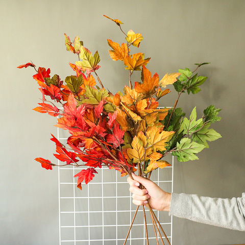 INS branche d'érable avec feuilles colorées, fleurs artificielles en soie pour fête de mariage, accessoires de photographie de décoration d'automne ► Photo 1/2