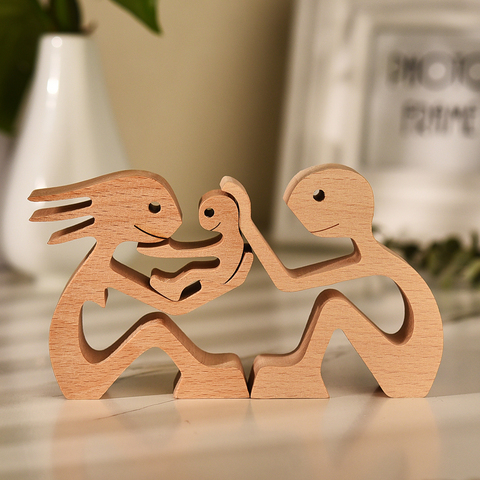 Une famille de trois statues salon bureau bureau décor en bois homme et enfant décoration pendaison de crémaillère cadeau pour leur anniversaire ► Photo 1/6