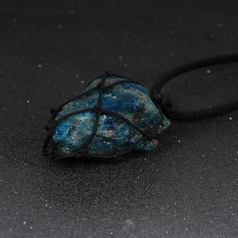 Irrégulier pierre naturelle véritable bleu Apatite Phosphorite pendentif collier à la main Wrap tresse collier femmes hommes énergie bijoux ► Photo 1/6