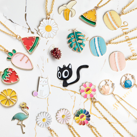 Femmes Collier Bande Dessinée Fruit Fleurs Chat Étoile De Mer Ras Du Cou Colliers Pendentifs Pour Filles Enfants Carotte Citron Flamingo Feuille De Noix De Coco Fleur Soleil Fleur De Marguerite Collier En Or Bijoux ► Photo 1/6