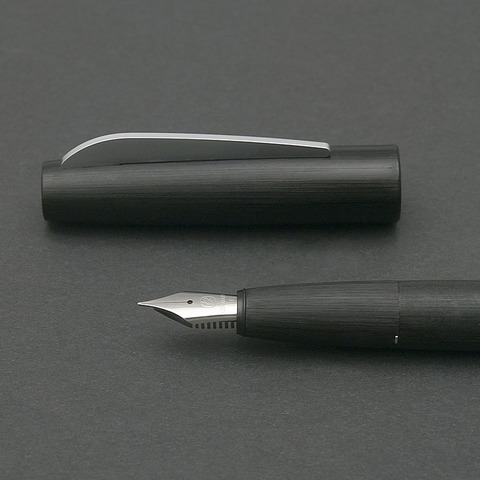 KACO EDGE – stylo-plume en métal brossé noir, avec 2 convertisseurs, stylo à encre Schmidt EF/F/M, avec boîte cadeau pour le bureau, nouveau ► Photo 1/6