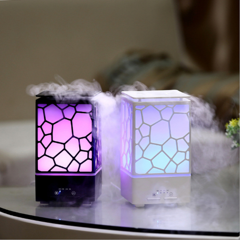 Diffuseur ultrasonique électrique en forme de Cube d'eau de 200ML, humidificateur d'air, lampe aromatique 7 couleurs, diffuseur d'huile essentielle ► Photo 1/6