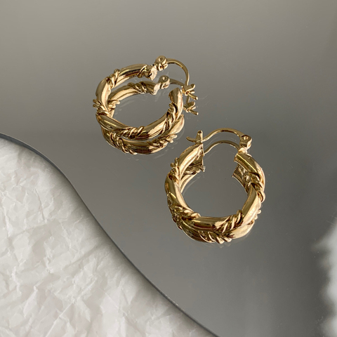 AOMU 2022 nouveau français rétro métal couleur or torsion fil cerceau boucles d'oreilles boucle d'oreille pour la mode féminine Simple bijoux cadeaux ► Photo 1/6