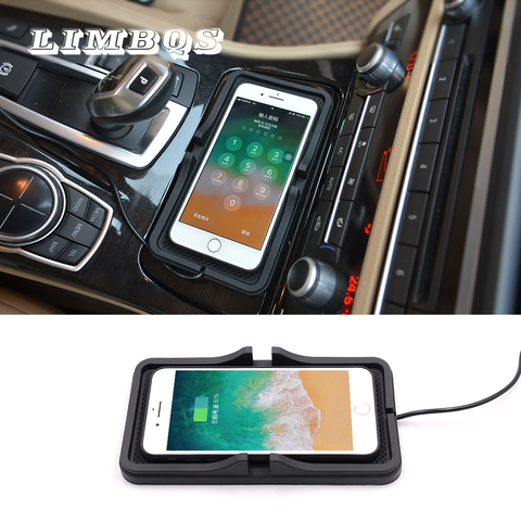 Chargeur rapide sans fil de voiture universel pour BMW, pour f10 f11 f30 f32, iphone 11 xr xs 8, support de tableau de bord en silicone antidérapant ► Photo 1/6