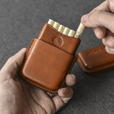 Une boîte à cigarettes en cuir hommes cadeau étui à cigarettes hommes cadeaux couverture de Cigarette fumée tabac pochette en cuir tanné végétal ► Photo 1/6