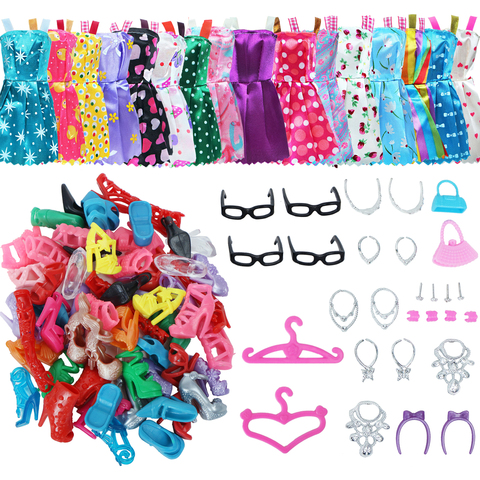 Accessoires pour poupée Barbie, 42 articles/ensemble = 10 pièces de chaussures + 8 colliers, 4 lunettes, 2 couronnes, 2 sacs à main + 8 pièces de vêtements ► Photo 1/6