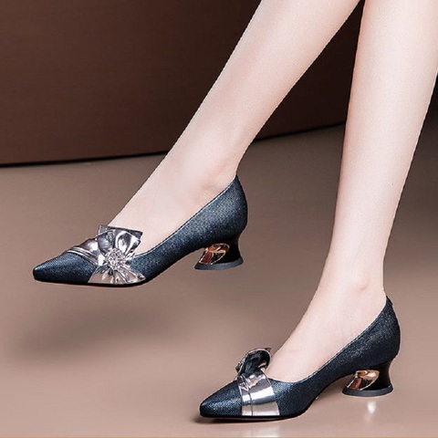 Cresfimix femmes mode bout pointu haute qualité sqaure talon pompes pour boîte de nuit dame décontracté cuir synthétique polyuréthane noir chaussures à talons a6406i ► Photo 1/6