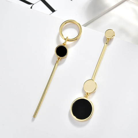 Géométrique cercle bande femelle Long tempérament Simple boucles d'oreilles mode nouveau noir rond pendentif asymétrique visage mince boucles d'oreilles ► Photo 1/6