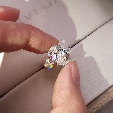 2022 nouveau à la mode femme fiançailles gouttes d'eau cristal anneau de luxe élégant poire forme cubique zircone anneaux de fête de mariage ► Photo 1/6