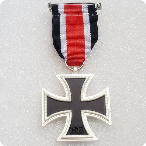 Médaille de croix en fer de 2e classe avec ruban, allemagne 1939 ► Photo 1/1