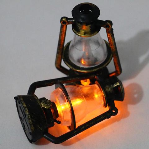 Lampe Kerosene Miniature pour maison de poupée, lanterne rétro, scène de jeu, ornements, lampes de maison, accessoires de décoration, meubles, jouets ► Photo 1/6