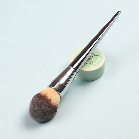 Pinceaux de maquillage argentés, 1 pièce, pour poudre, réglage du contour, outils de beauté exquis ► Photo 1/4