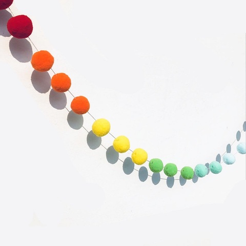 2.5 mètre coloré pompon pendentif guirlande Ins série nordique laine feutre boule chaîne bricolage à la main pépinière enfants chambre décor ► Photo 1/6