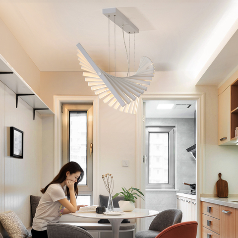 Lampe suspendue linéaire au design moderne, grand format, design créatif, luminaire d'intérieur, idéal pour une salle à manger, LED ► Photo 1/6