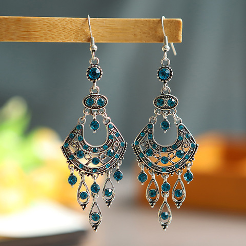 Vintage Style ethnique boucles d'oreilles 2022 tendance Antique couleur argent alliage avec strass femmes boucles d'oreilles bijoux de mode ► Photo 1/6