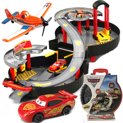 Pixar Cars 2 3 Portable Enfants Parking Jouet Flash McQueen Modèle Alliage Wagon Garçon Assemblé Jouet Éducatif Cadeau D'anniversaire ► Photo 1/6