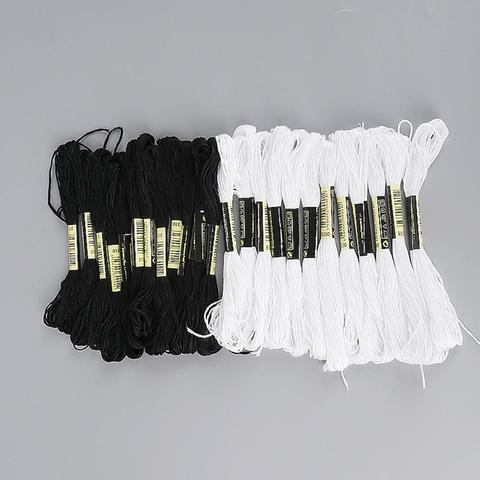 Écheveaux de fils de couture en coton blanc + 12 noirs pour broder le point de croix DMC, 12 blancs et 12 noirs, pour broder le point de croix ► Photo 1/1