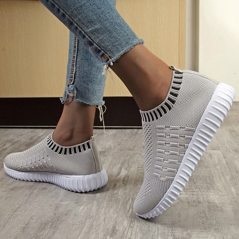 Baskets femmes chaussures 2022 couleur unie bout rond lumière confortable respirant chaussures plates décontracté femmes baskets chaussettes chaussures grande taille ► Photo 1/6