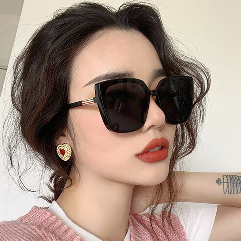 Mode yeux De chat lunettes De soleil femmes rétro marque lunettes De soleil design femme grand cadre Vintage noir miroir Oculos De Sol Feminino ► Photo 1/1