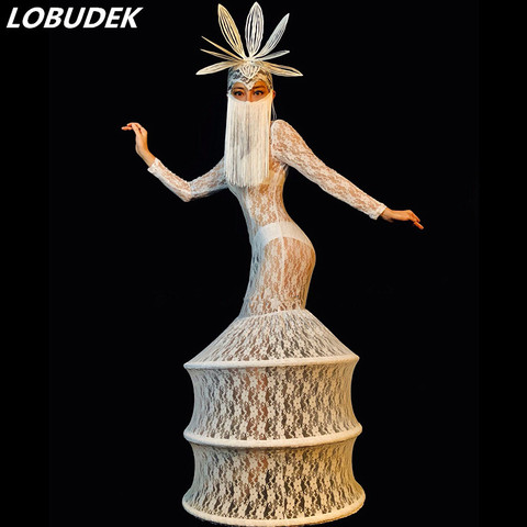 Robe longue en dentelle blanche, coiffure avec pompon masqué, tenue de soirée pour boîte de nuit, scène de chanteur, modèles de costumes de défilé ► Photo 1/6