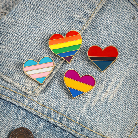 Broche Gay arc-en-ciel en forme de cœur pour femmes, avec icône colorée, pour sac à dos en émail, épingles à revers, Badge pour amoureux, bijoux, cadeau pour ami ► Photo 1/6