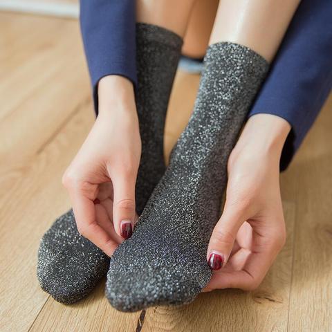 Style des femmes coréennes or et argent soie matériel femmes mode chaussettes couleur unie paillettes brillant haute élastique chaussette à la mode ► Photo 1/5