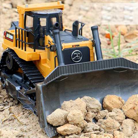 HUINA 1569 1:16 RC Bulldozer télécommande camion 8CH Machine sur contrôle voiture jouets pour garçons passe-temps ingénierie cadeaux de noël ► Photo 1/1