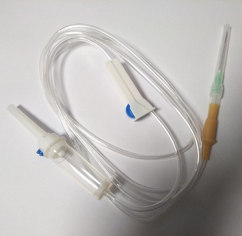 Kit d'administration IV, kit d'infusion avec régulateur de débit stérile comprenant un Site d'injection, 20 gouttes/mL, perfusion de fluide intraveineux ► Photo 1/4