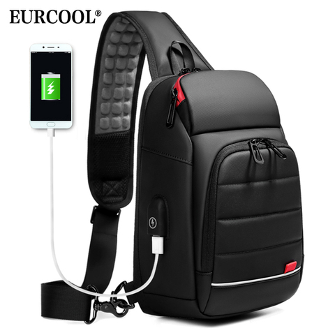 Нагрудная сумка EURCOOL для мужчин, рюкзак для iPad 9,7 дюйма с USB-зарядкой, сумка-мессенджер для коротких поездок, водоотталкивающий мешок на ремне... ► Фото 1/6
