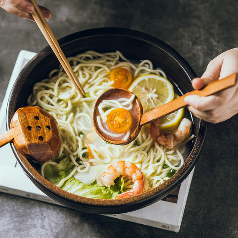 Ramen ложка для супа японская лапша ложка для супа с отверстиями деревянная кухонная большая ложка Корейская Ложка деревянная ложка ► Фото 1/6