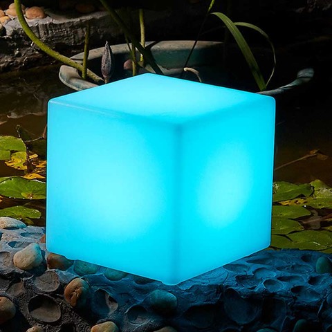 PE пластиковый светодиодный куб светильник RGB беспроводной отель украшения LED мебель водонепроницаемый сад светящаяся табуретка куб пульт д... ► Фото 1/6