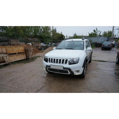 Решетка радиатора Renault Duster(2012-) 