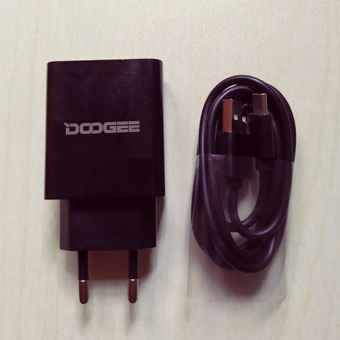 Оригинальное быстрое зарядное устройство для DOOGEE S80,S70,S80 Lite Быстрая зарядка MTK PE путешествия настенный адаптер питания переменного тока + кабель типа C ► Фото 1/3