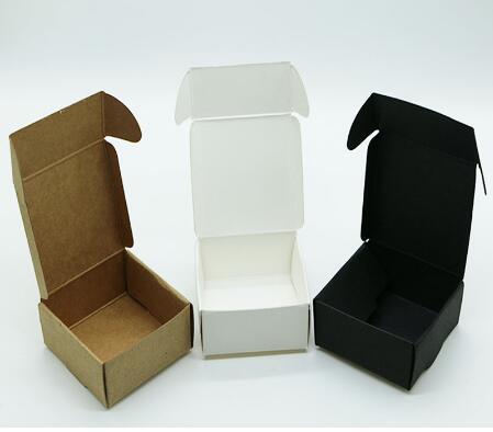 100 шт. 4*4*2,5 см мини картонная коробка из крафт-бумаги, маленькая Подарочная коробка, черно-белая картонная коробка, Пустая Картонная Коробка для украшений ► Фото 1/6