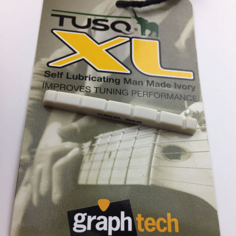 Гитара Graphic tech TUSQ XL с плоской гайкой, белая, 43 мм, в комплекте, с гайкой, для гитары, размер 43 мм ► Фото 1/4