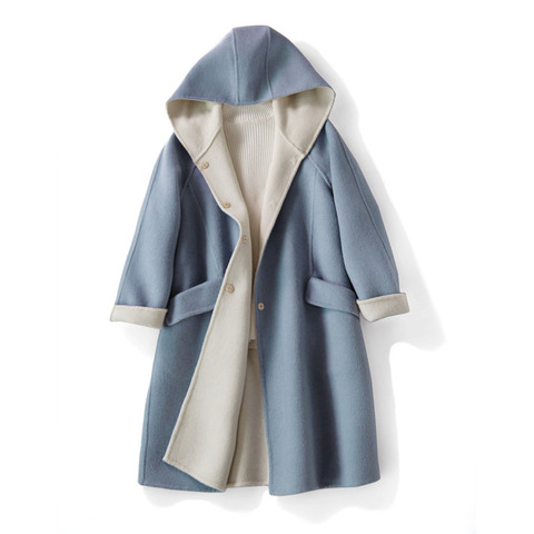 Женское двухцветное шерстяное пальто средней длины, с капюшоном и темной пряжкой ► Фото 1/6