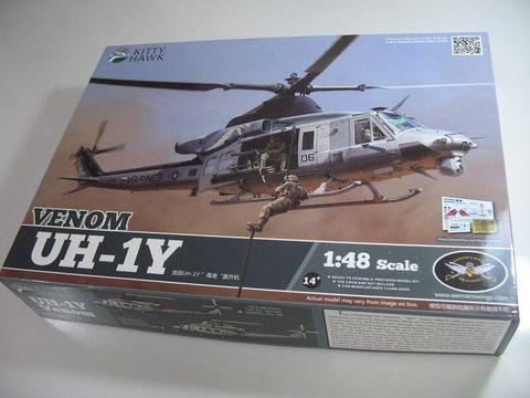 Модель Kitty Hawk 80124 1/48 Venom UH-1Y в сборе, Новинка ► Фото 1/6