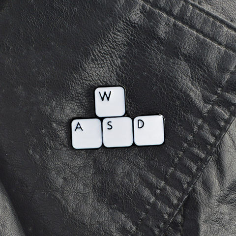 Заколки для клавиатуры WASD WSAD, броши, жесткие эмалированные заколки для лацканов, рюкзаков, курток, сумок, аксессуары для мужчин и женщин, заб... ► Фото 1/6