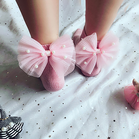 Новые носки для маленьких девочек с бантиками, хлопковые носки до лодыжки для малышей, носки принцессы с бисером для ма ► Фото 1/6