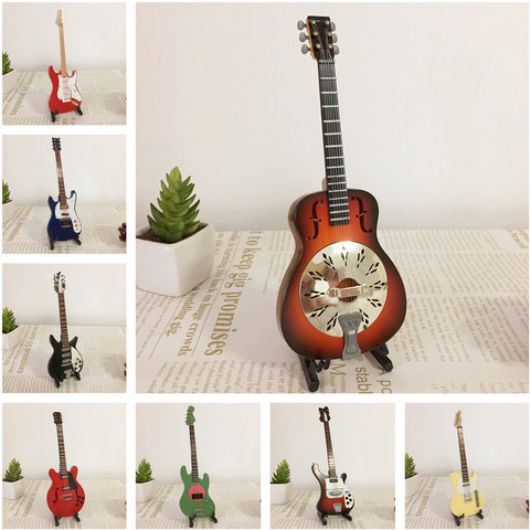 Мини-гитара, миниатюрная модель электрической гитары, модель электрической бас, миниатюрная деревянная коллекция мини-музыкальных инструментов ► Фото 1/6