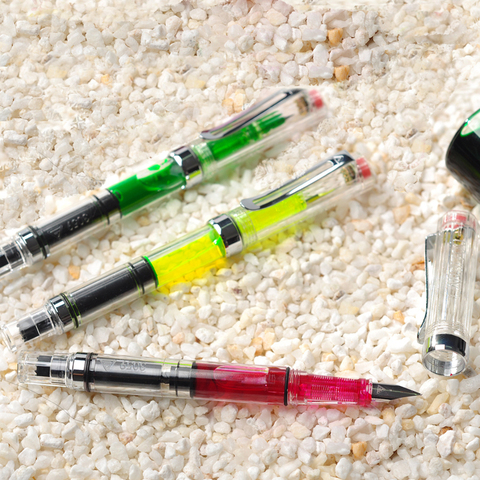 Высококачественная пластиковая прозрачная перьевая ручка F/EF, перо с капюшоном 0,5 мм, перьевая ручка 0,38 мм, цветные чернильные ручки, школьны... ► Фото 1/6