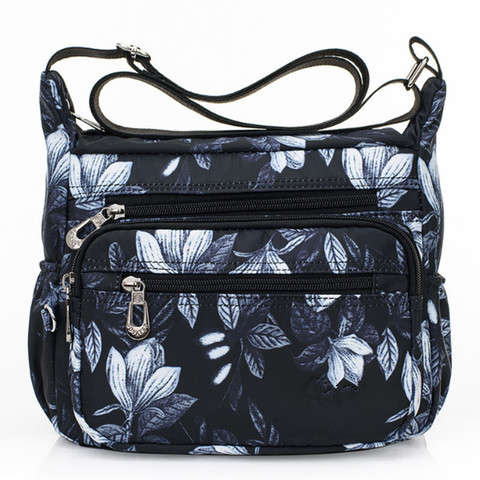 Дизайнерские сумки 2022, женские водонепроницаемые нейлоновые сумки через плечо с цветочным принтом бабочки, Ретро сумка через плечо, женска... ► Фото 1/6