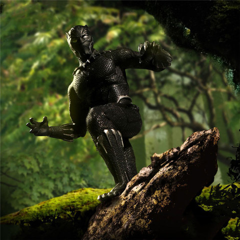 Так же, как Mezco One: 12 Marvel Avengers Collective Black Panther Super Hero 6,5 