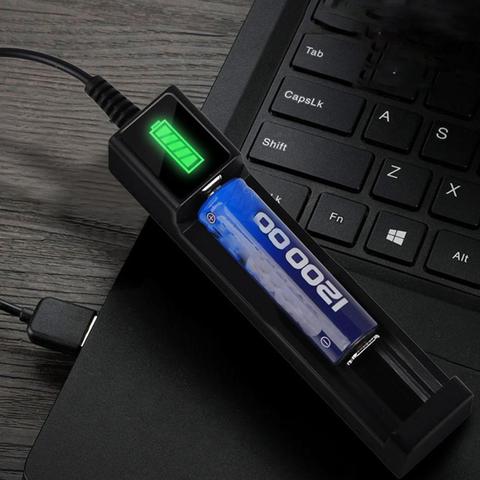 Универсальное зарядное устройство USB с 1 слотом для аккумуляторов, умное зарядное устройство со светодиодной подсветкой для аккумуляторных... ► Фото 1/6