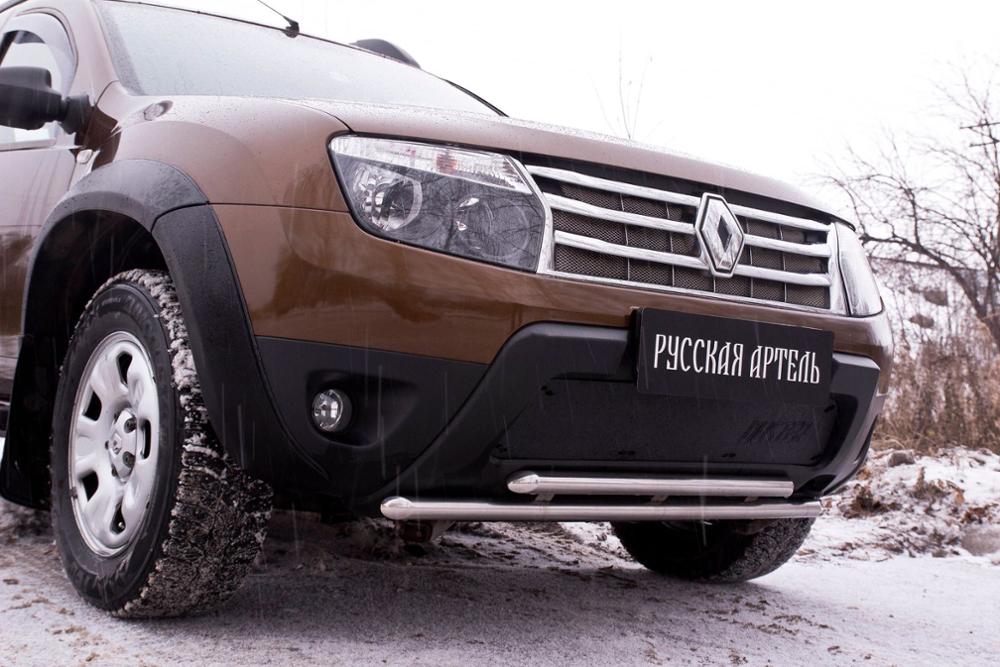 Зимняя заглушка решетки переднего бампера (без «дхо» и обвеса) Renault Duster 2010-2014 (I поколение) ► Фото 1/4